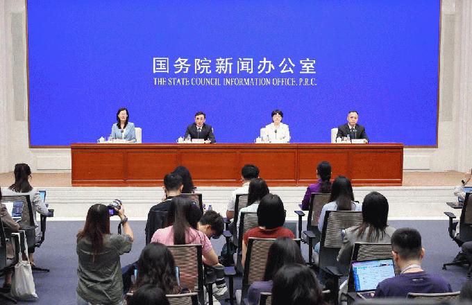 比亚迪第二代刀片电池及闪充技术重大创新成果,获工信部点